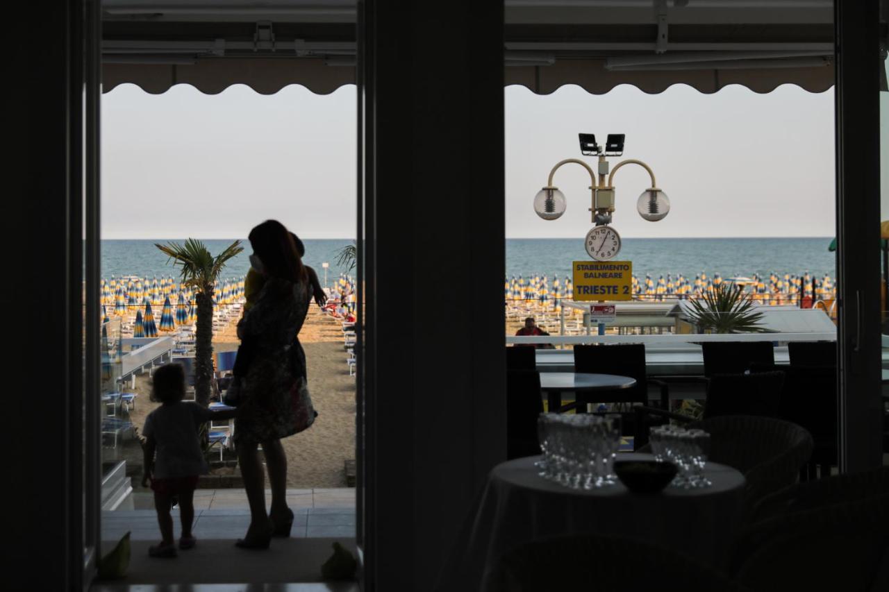 Hotel Boston 3 Stelle Superior Frontemare Lido di Jesolo Zewnętrze zdjęcie