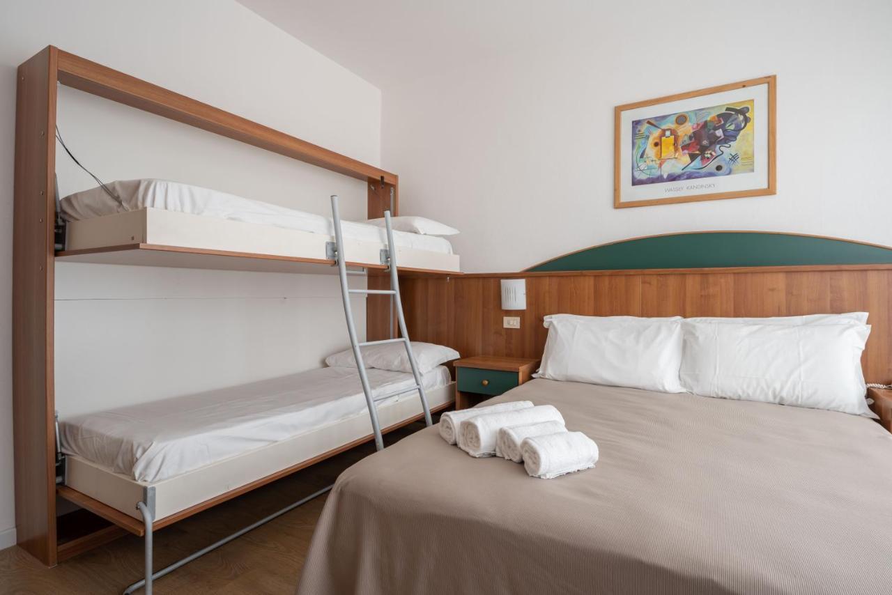 Hotel Boston 3 Stelle Superior Frontemare Lido di Jesolo Zewnętrze zdjęcie