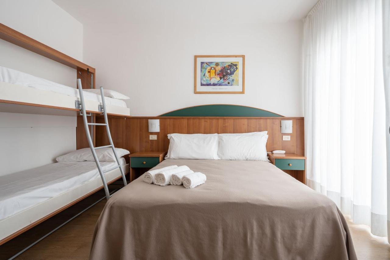 Hotel Boston 3 Stelle Superior Frontemare Lido di Jesolo Zewnętrze zdjęcie