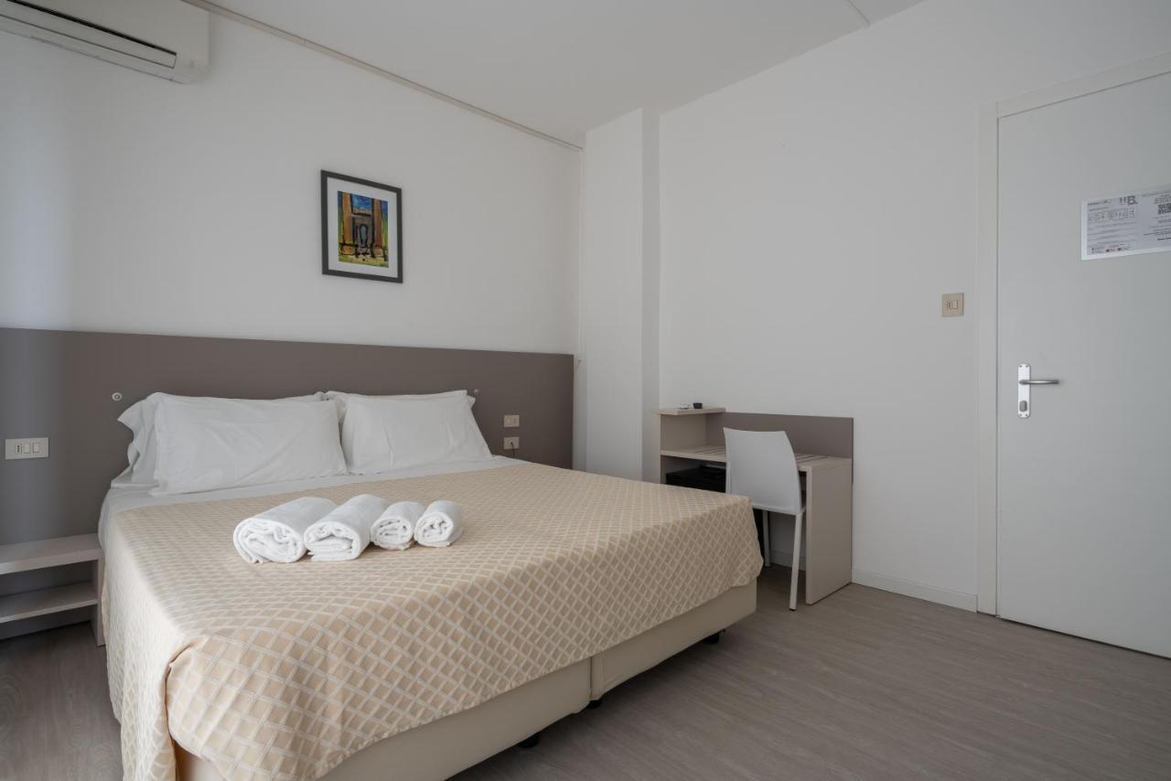 Hotel Boston 3 Stelle Superior Frontemare Lido di Jesolo Zewnętrze zdjęcie