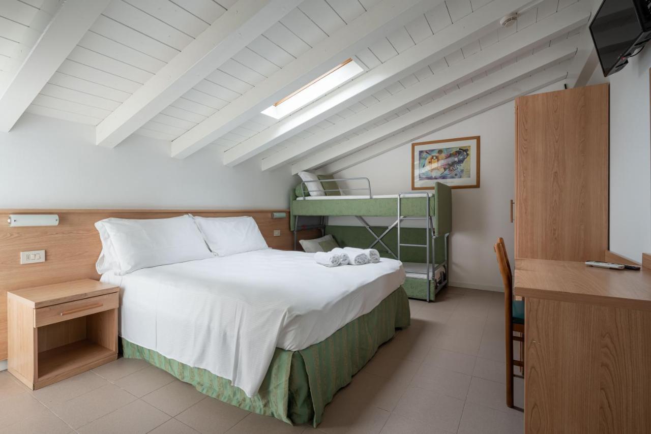Hotel Boston 3 Stelle Superior Frontemare Lido di Jesolo Zewnętrze zdjęcie