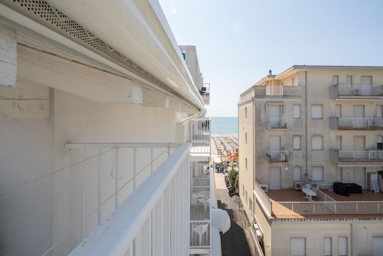Hotel Boston 3 Stelle Superior Frontemare Lido di Jesolo Zewnętrze zdjęcie